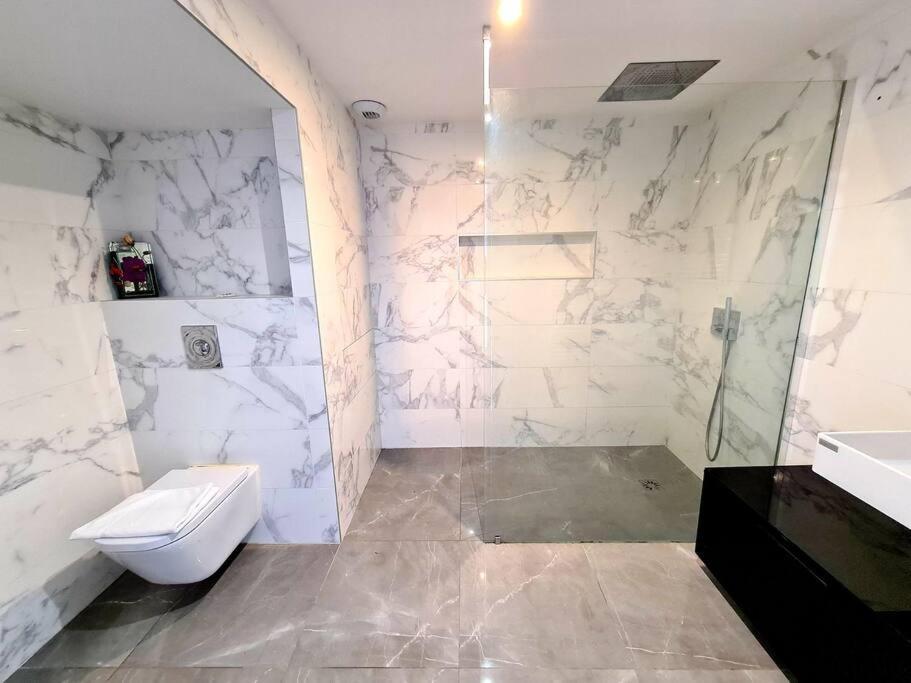 Grand Appartement Avec Vue Magnifique - Vercors - Une Experience Unique - Wifi Gratuit Grenoble Exterior foto