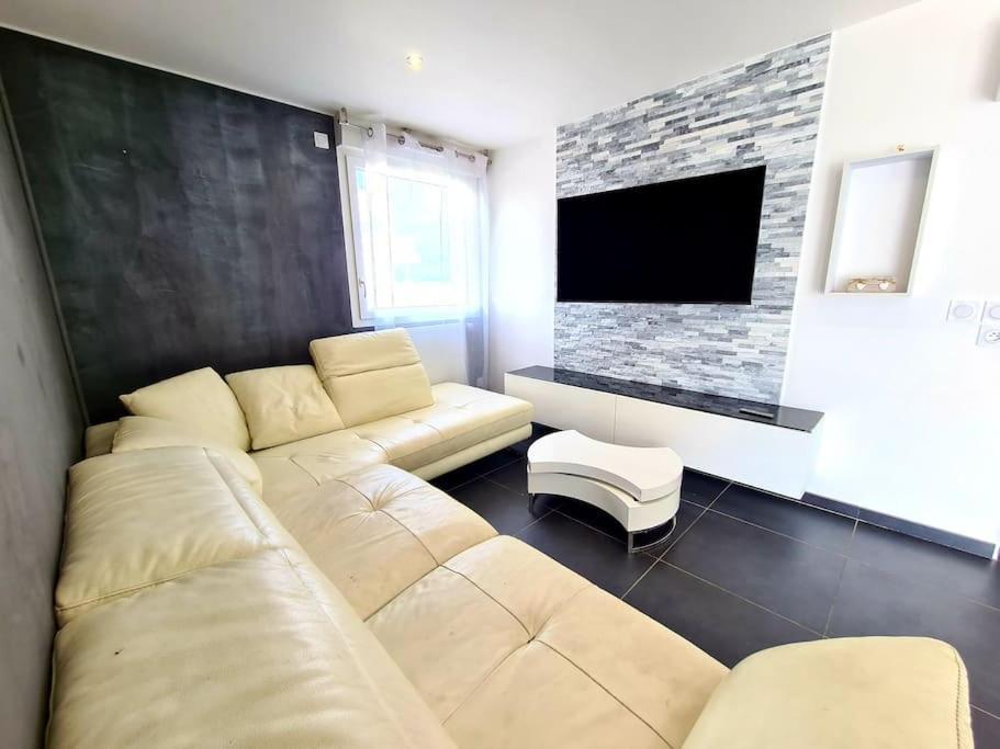 Grand Appartement Avec Vue Magnifique - Vercors - Une Experience Unique - Wifi Gratuit Grenoble Exterior foto